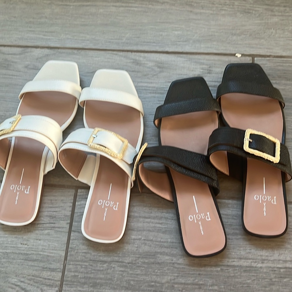 Two pairs of sandals in White and black casual